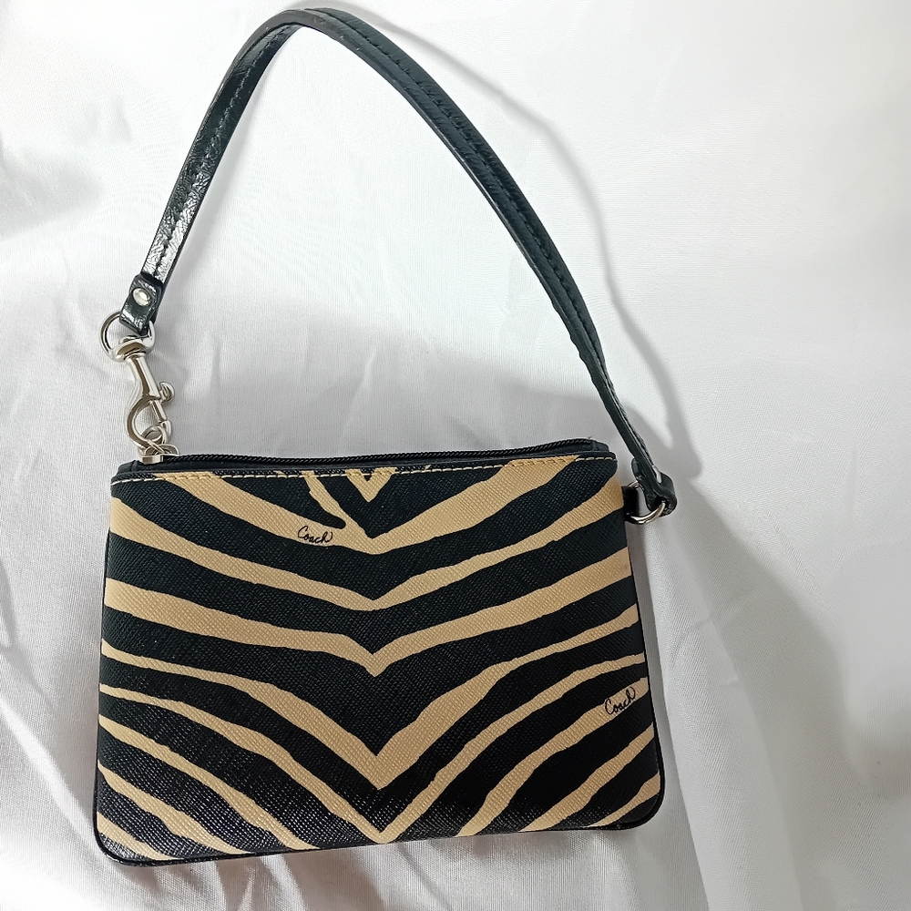 Coach Black and Tan Zebra Print Women's Wristlet Clutch Bag - Picture 5 of 13